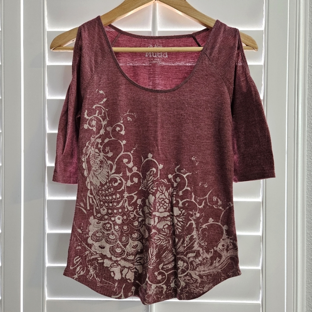 Mudd Cold Shoulder Top